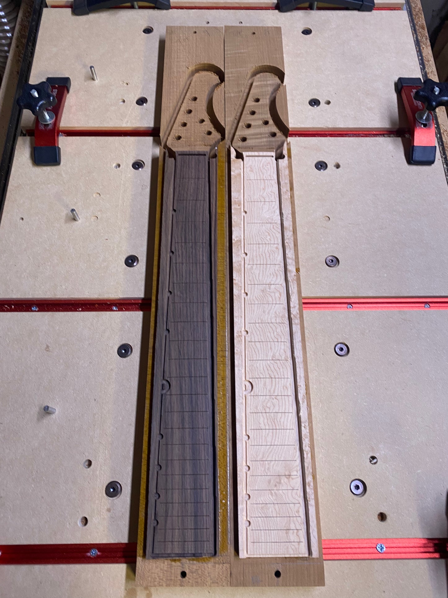 STANDARD 25.5" NECK